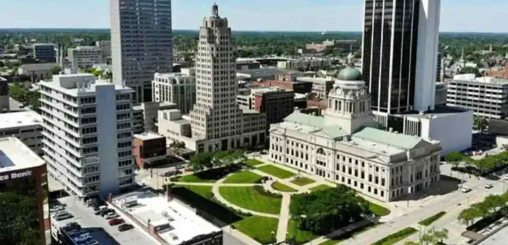 Historic courthouse and modern skyline in Fort Wayne—Grey Cap service location highlight in urban Indiana setting.